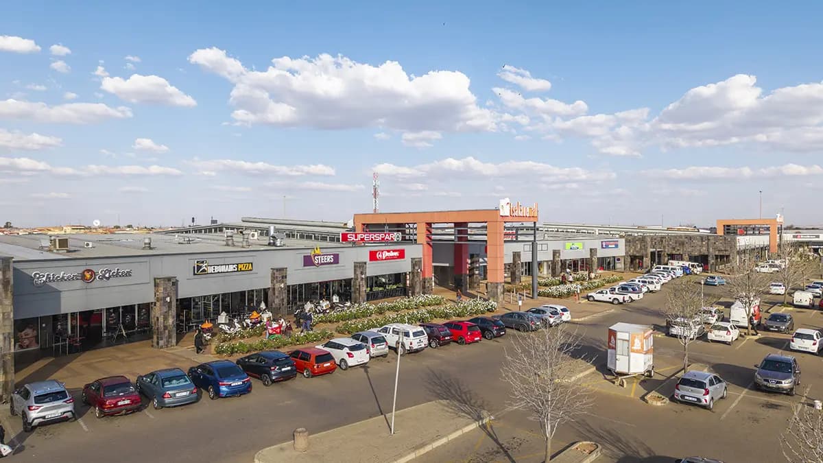 Tsakane Mall
